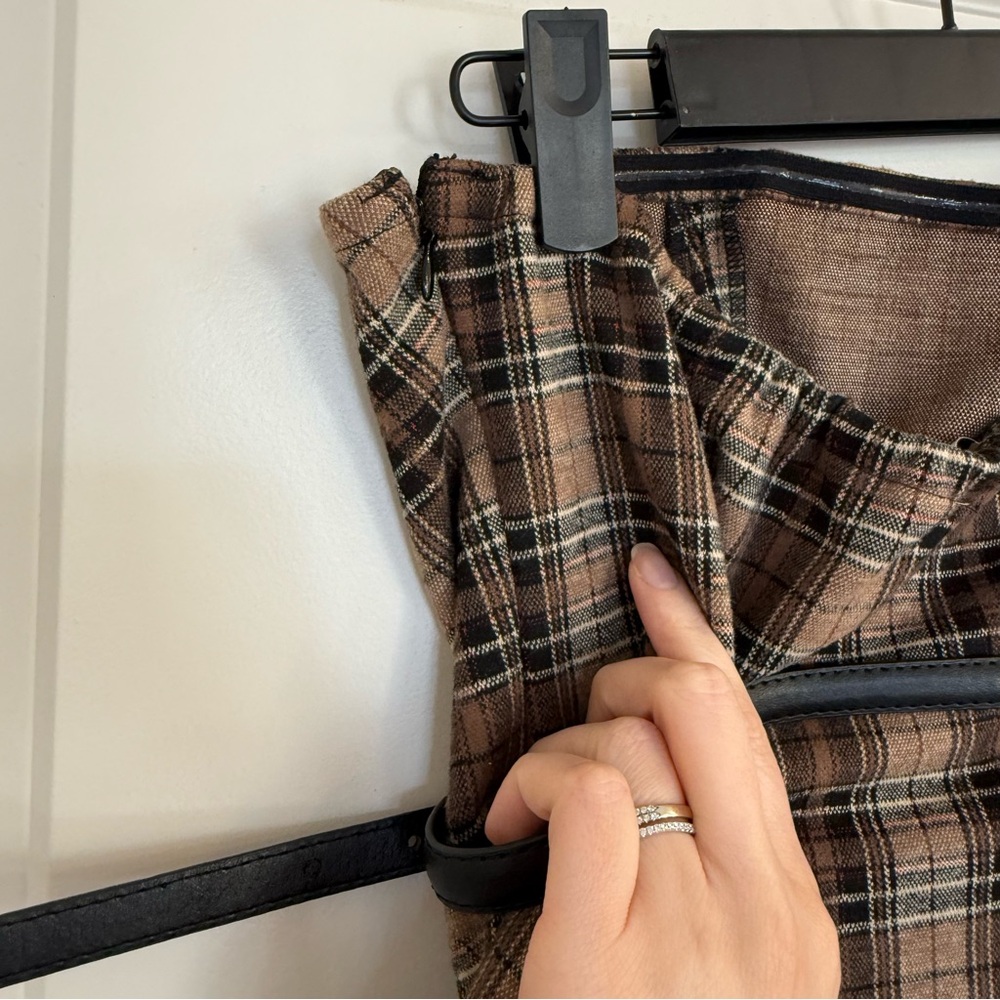 Maeve Belted Strapless Tube Top-Plaid - Picture 8 of 11